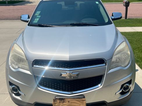 Used 2015 Chevrolet Equinox LT w/ Chrome Appearance Package AWD/4WD image 4