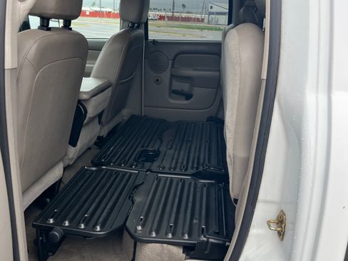 Used 2004 Dodge Ram 2500 Truck SLT w/ Off-Road Group image 6