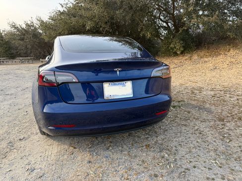 Used 2018 Tesla Model 3 Long Range image 6