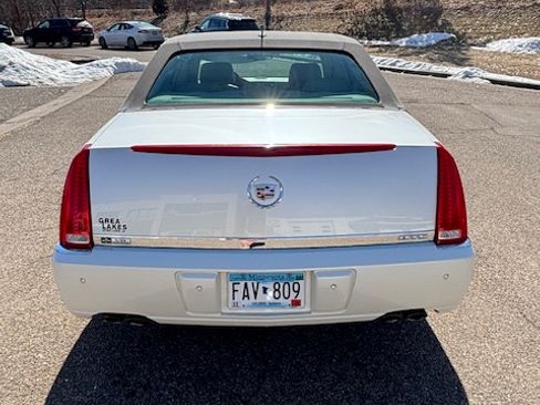 Used 2008 Cadillac DTS image 6