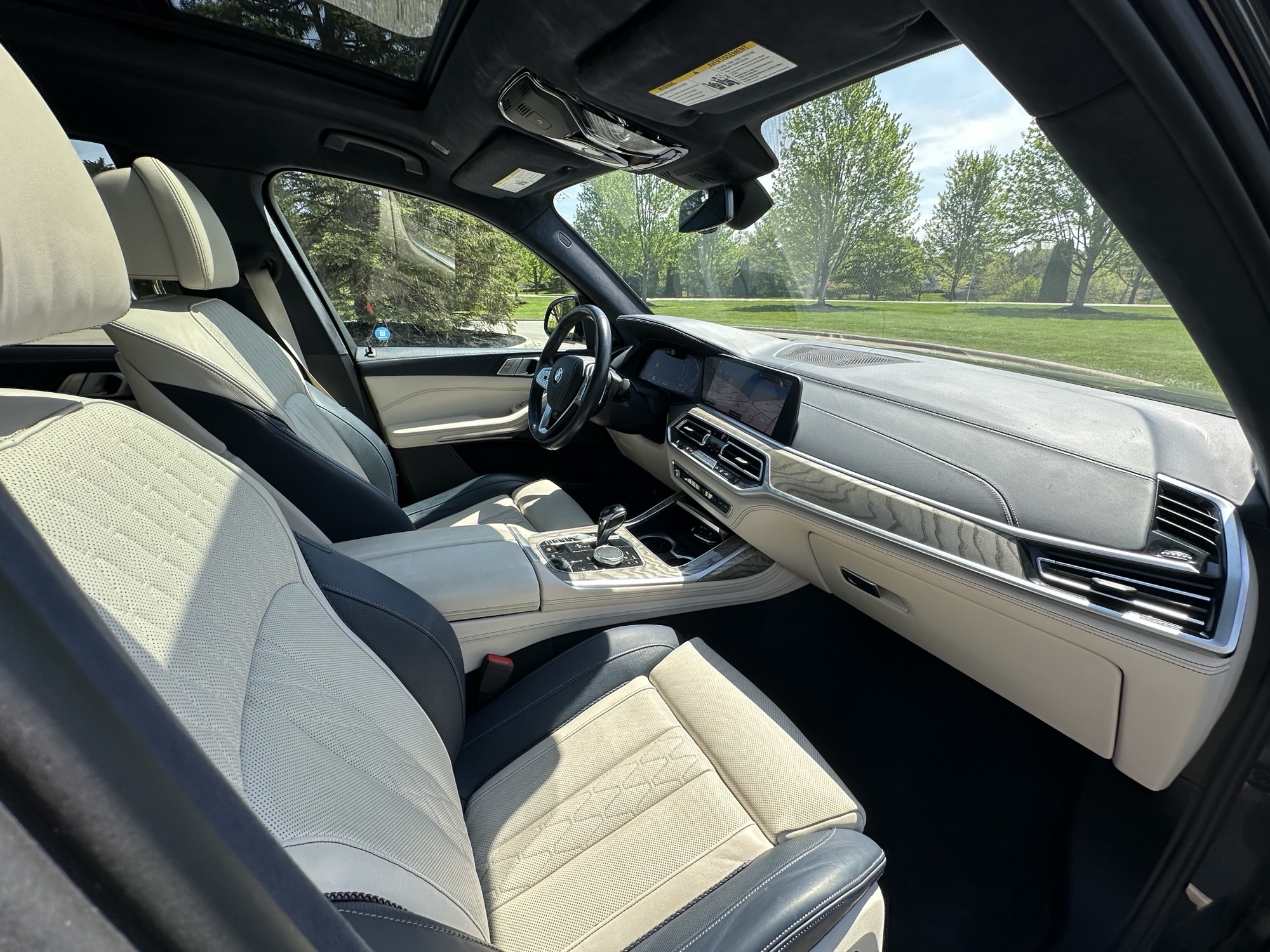 Used 2019 BMW X7 xDrive50i w/ Dynamic Handling Package AWD/4WD image 27