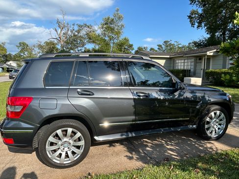 Used 2010 Mercedes-Benz GLK 350 2WD image 9