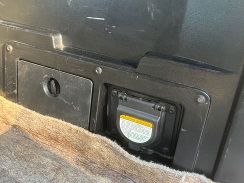 Used 2015 Toyota Tacoma 4x4 Double Cab image 9