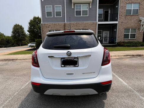 Used 2019 Buick Encore Preferred w/ Safety Package FWD image 5