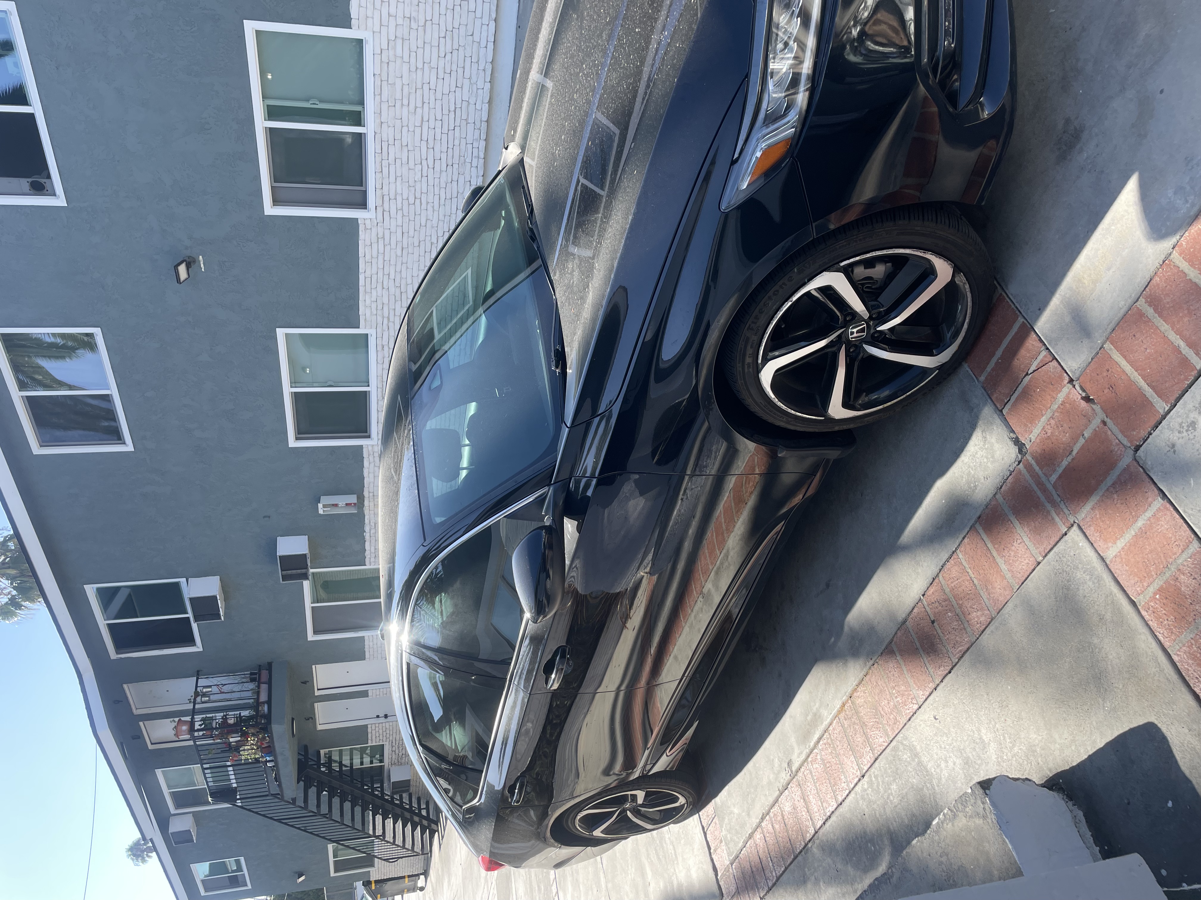 Used 2019 Honda Accord Sport image 11
