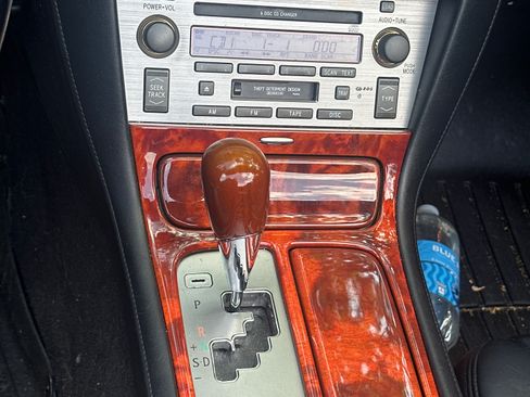 Used 2007 Lexus SC 430 Convertible RWD image 25