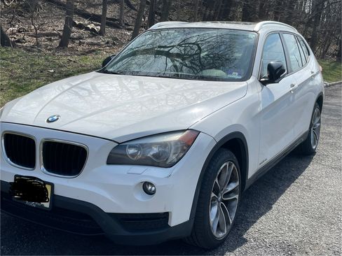 Used 2013 BMW X1 xDrive28i image 2