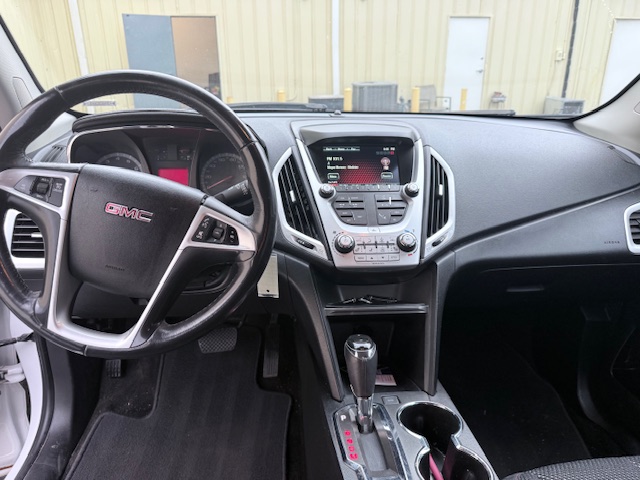 Used 2017 GMC Terrain SLE w/ Convenience Package FWD image 9