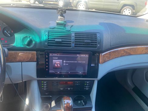 Used 2001 BMW 530i Sedan image 23