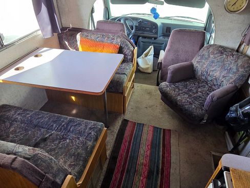 Used 1993 Ford E-350 and Econoline 350 image 6