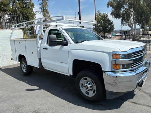 Used 2016 Chevrolet Silverado 2500 W/T RWD image 4