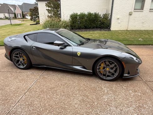 Used 2020 Ferrari 812 Superfast image 2