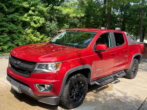 Used 2016 Chevrolet Colorado Z71 AWD/4WD image 4