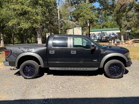 Used 2013 Ford F150 Raptor w/ Luxury Equipment Group image 18