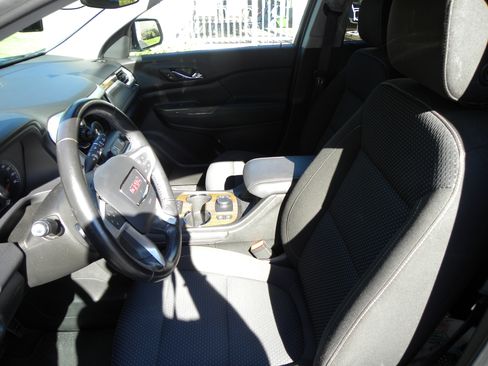 Used 2020 GMC Acadia SLE w/ Driver Convenience Package AWD/4WD image 8