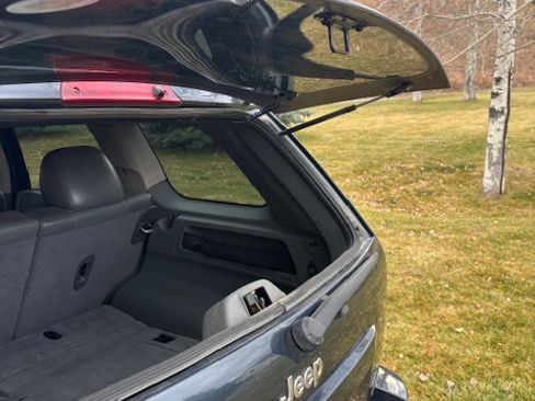 Used 2007 Jeep Grand Cherokee Laredo image 5