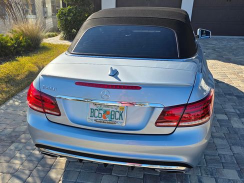 Used 2016 Mercedes-Benz E 400 E 400 Cabriolet 2D image 4