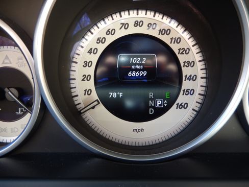 Used 2016 Mercedes-Benz E 400 4MATIC Coupe image 15