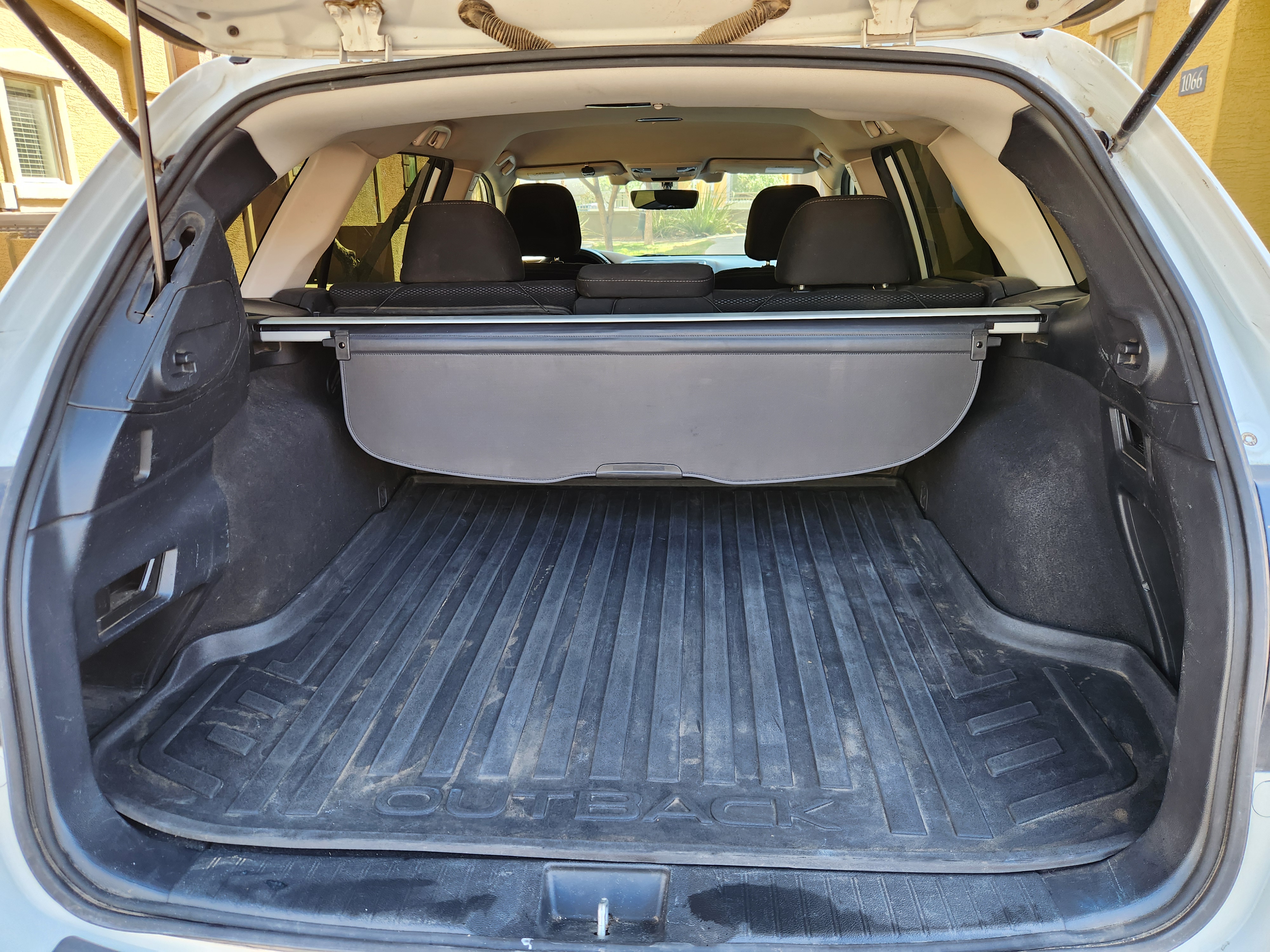 Used 2018 Subaru Outback 2.5i Premium AWD/4WD image 17