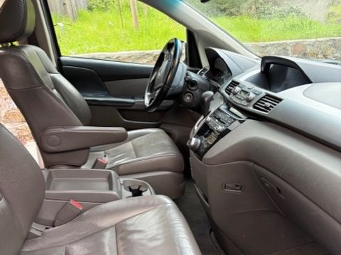 Used 2012 Honda Odyssey EX-L image 9