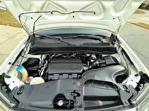 Used 2011 Honda Pilot LX image 15