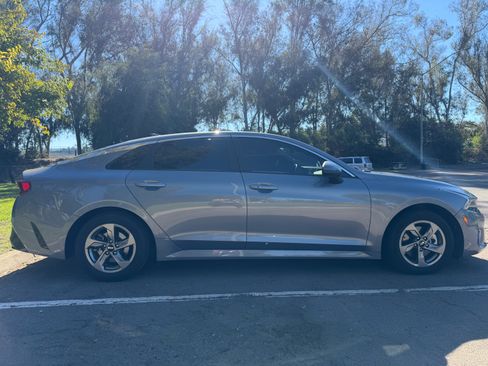 Used 2021 Kia K5 LXS image 8