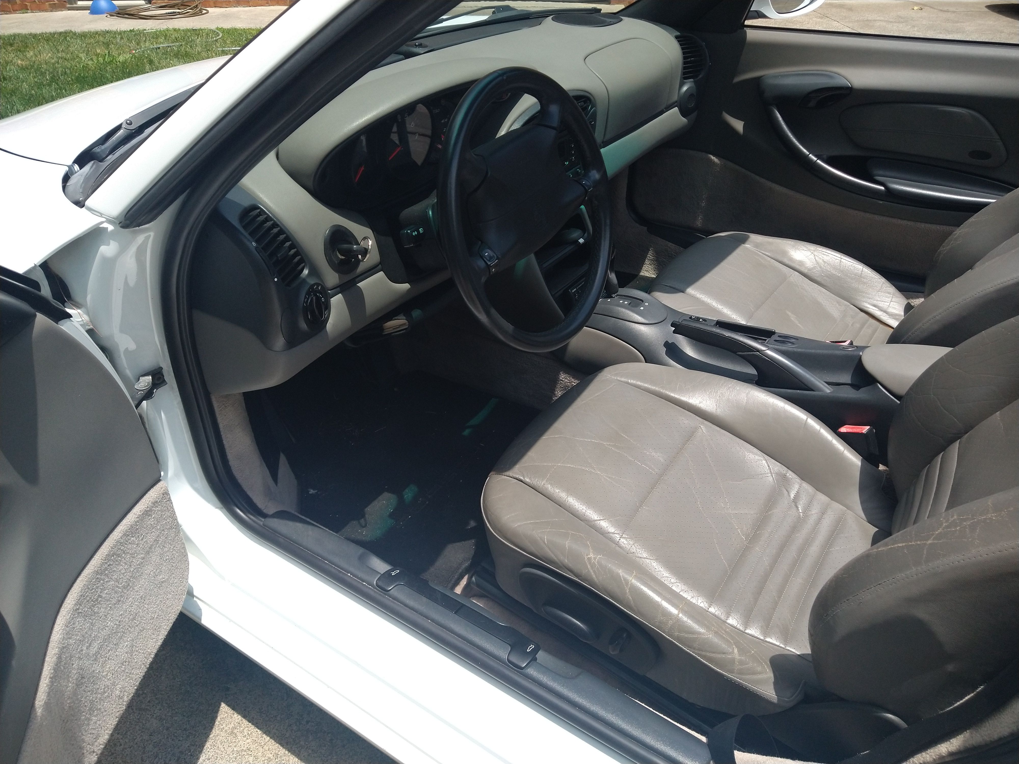 Used 1999 Porsche Boxster RWD image 19
