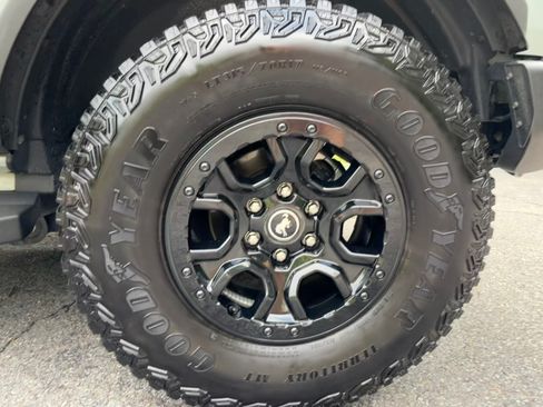 Used 2023 Ford Bronco Wildtrak AWD/4WD image 5