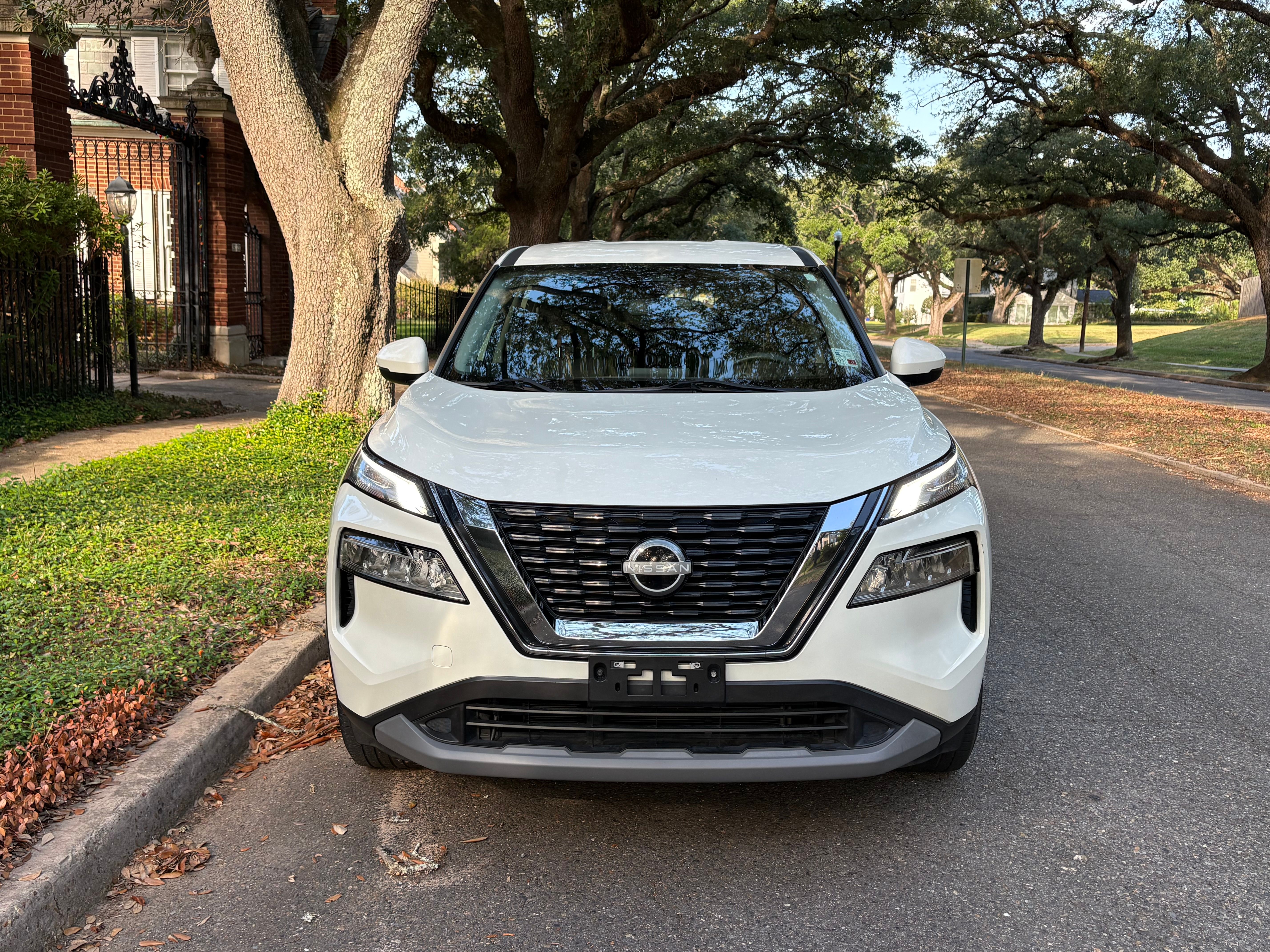 Used 2022 Nissan Rogue SV FWD image 10