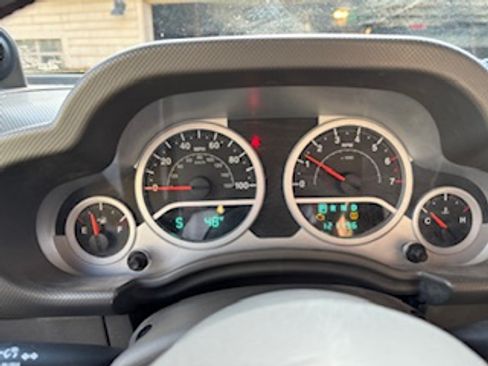 Used 2010 Jeep Wrangler Sport image 9