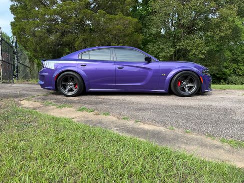 Used 2023 Dodge Charger Scat Pack RWD image 10