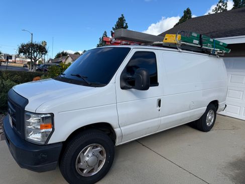 Used 2009 Ford E-150 and Econoline 150 image 5
