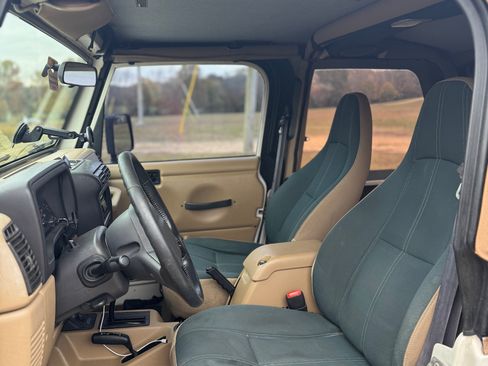 Used 2002 Jeep Wrangler Sahara image 6