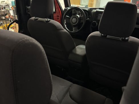 Used 2016 Jeep Wrangler Sport w/ Quick Order Package 24S image 9