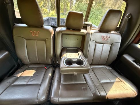 Used 2015 Ford F350 King Ranch w/ FX4 Off-Road Package AWD/4WD image 13