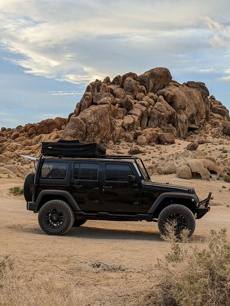 Used 2010 Jeep Wrangler Unlimited Sport AWD/4WD image 11