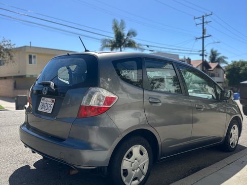 Used 2013 Honda Fit image 8