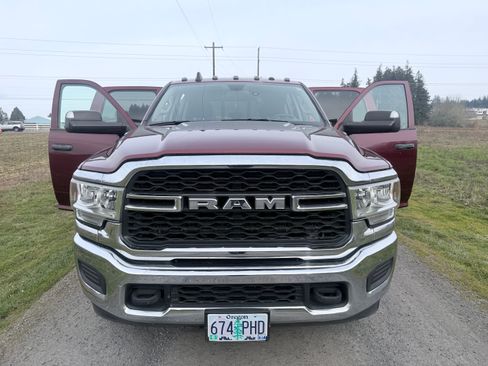 Used 2020 RAM 3500 Tradesman image 1