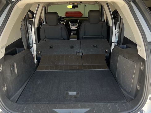 Used 2015 Chevrolet Equinox LT w/ Chrome Appearance Package AWD/4WD image 15