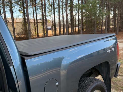 Used 2013 Chevrolet Silverado 2500 LT w/ Interior Plus Package image 4