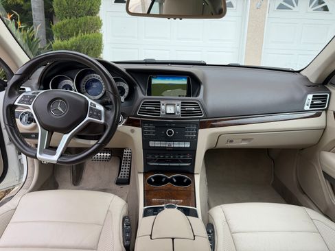 Used 2016 Mercedes-Benz E 400 Coupe image 5