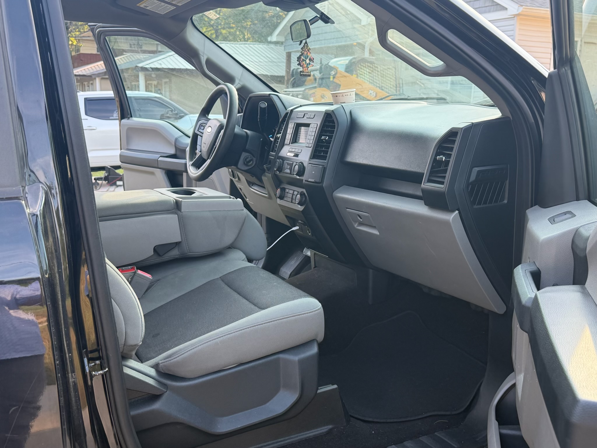 Used 2020 Ford F150 XL w/ Equipment Group 101A Mid RWD image 8