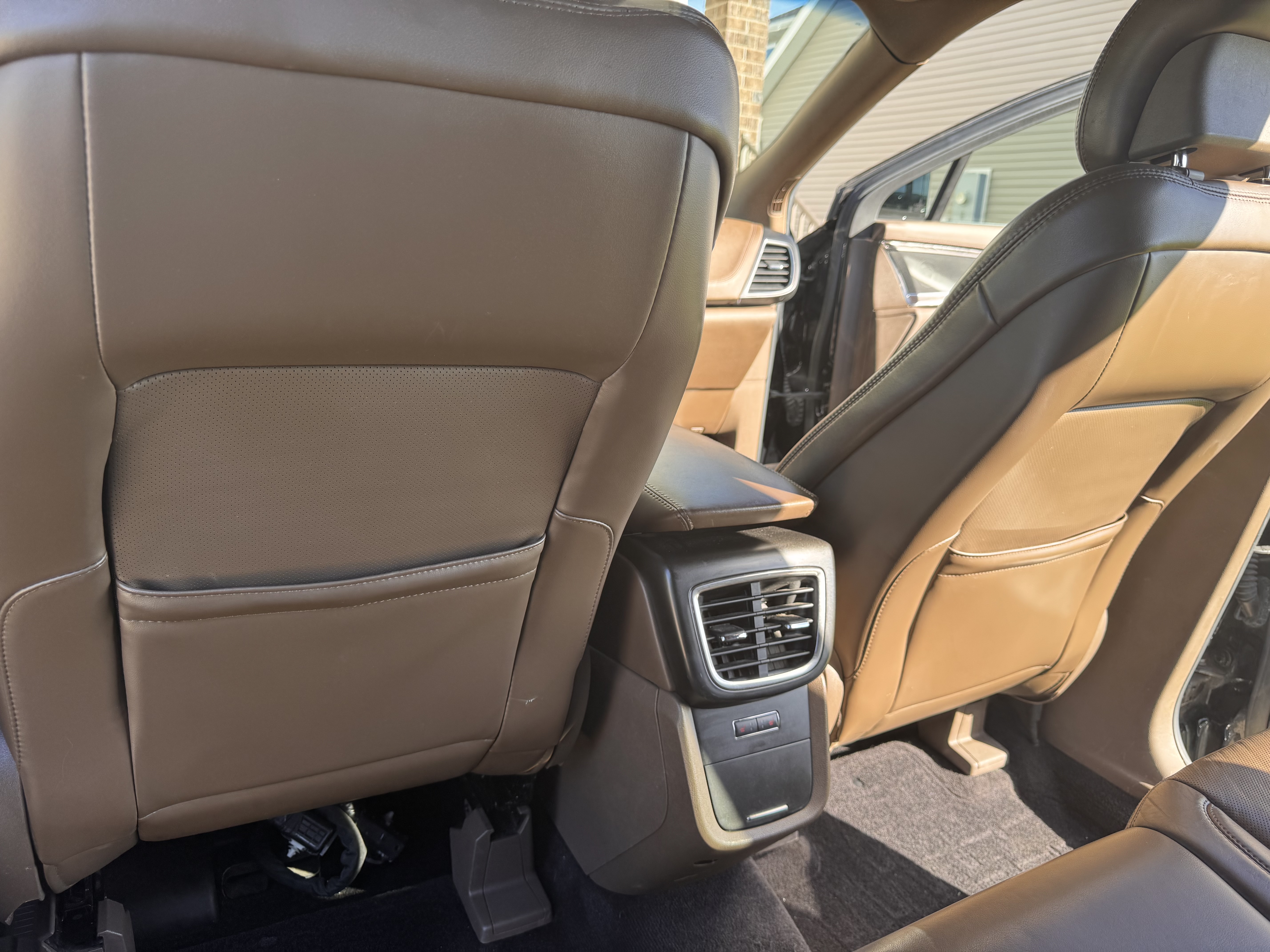 Used 2016 Lincoln MKX Reserve w/ Technology Package AWD/4WD image 16