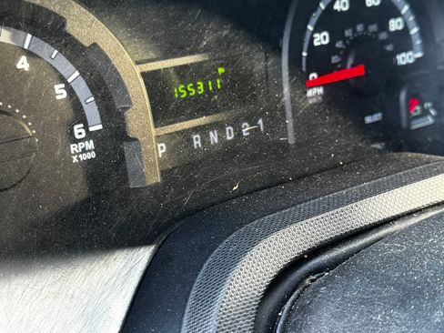 Used 2014 Ford E-250 and Econoline 250 image 9