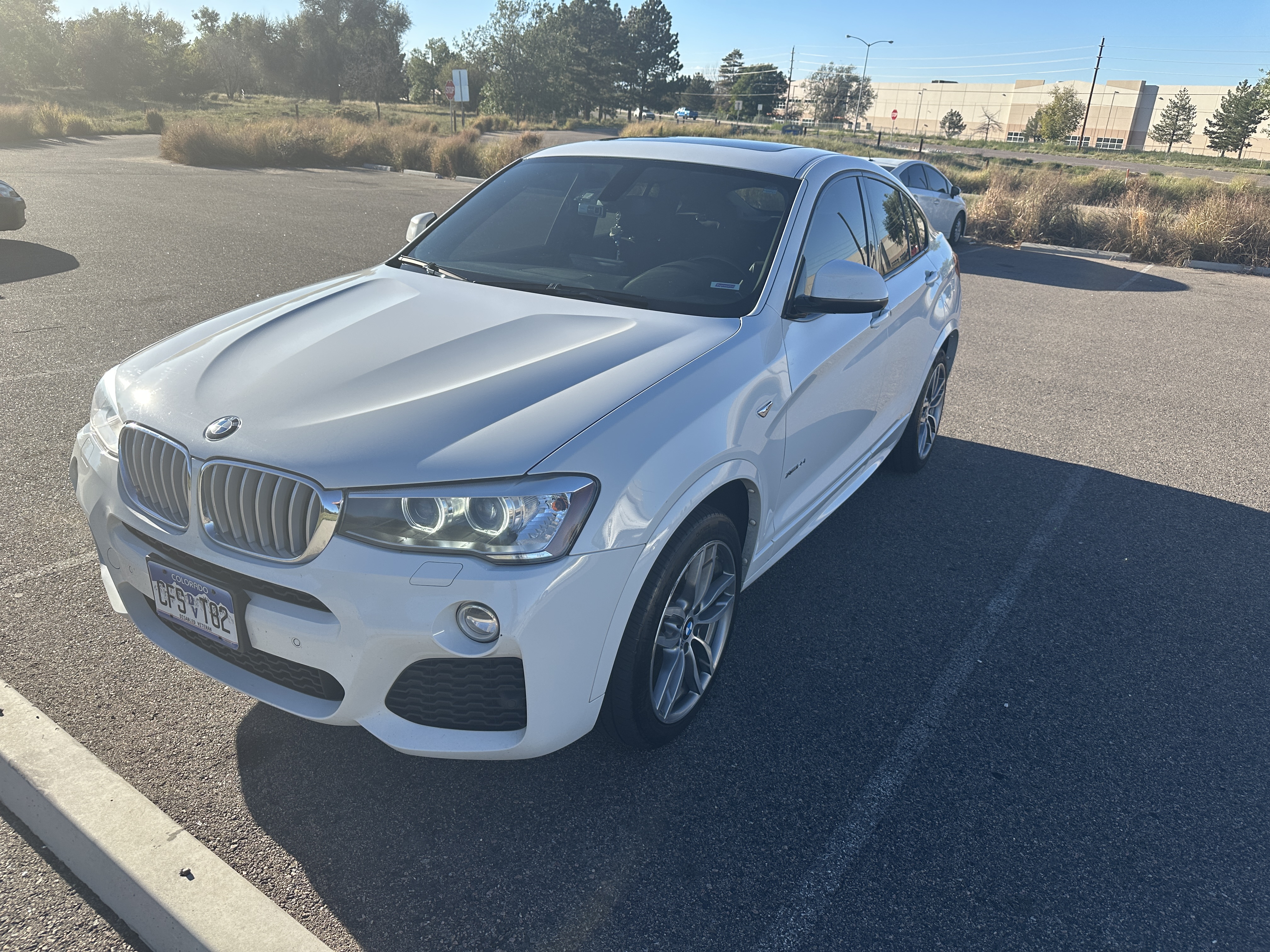 Used 2016 BMW X4 xDrive28i AWD/4WD image 6