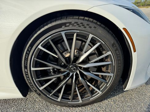 Used 2025 Lexus LC 500 Coupe w/ Dynamic Handling Package RWD image 11