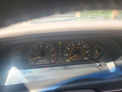 Used 1999 Toyota Avalon XLS FWD image 14