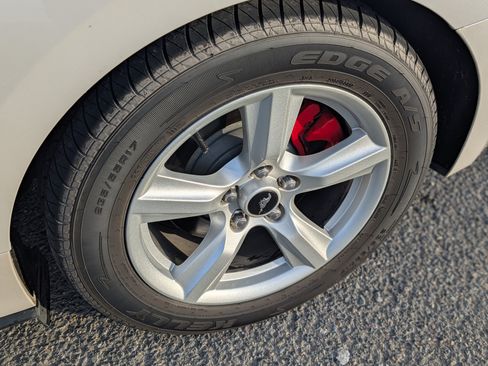 Used 2017 Ford Mustang Coupe image 25