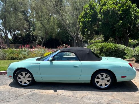 Used 2004 Ford Thunderbird image 6