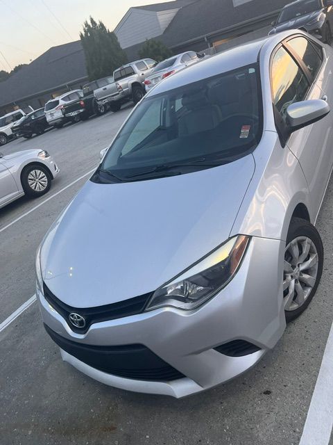 Used 2014 Toyota Corolla LE FWD image 4